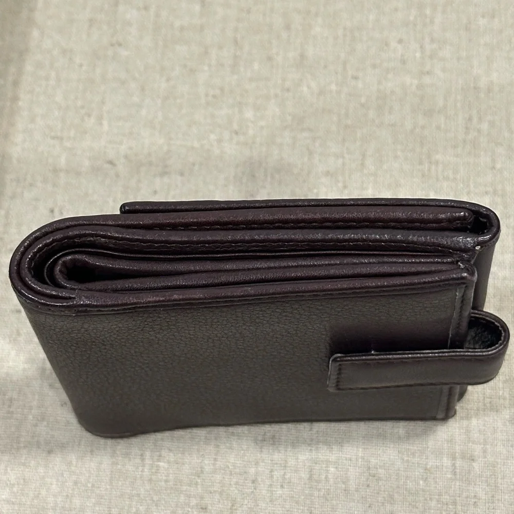 Loewe grainy brown